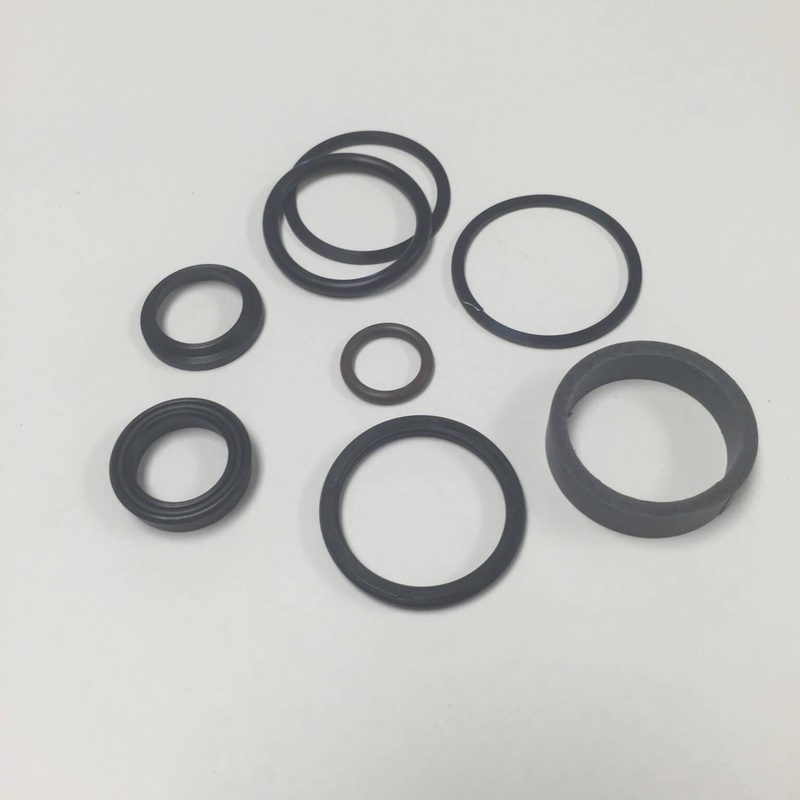 Case 480LL Steering Cylinder Seal Kit