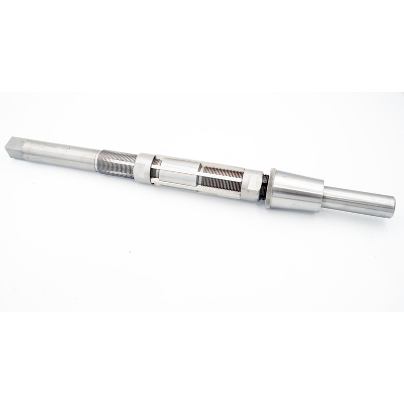 09330 Chadwick & Trefethen Carbon Straight LP Reamer Size 33